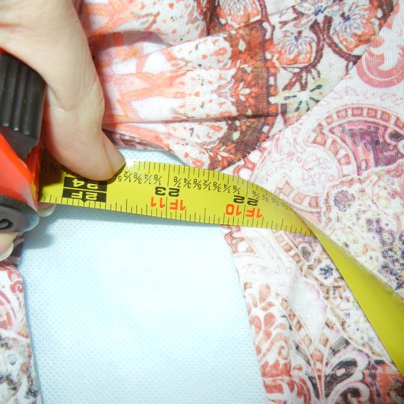 NEW! Wmn LARGE Long Sleeve Roll Tab Open Split Front Knit Top Flutter Hem NWT - Picture 9 of 14